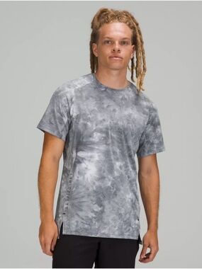 NWOT Lululemon Men’s Always Agile Short Sleeve Shirt Diamond Dye Grey Size XL
